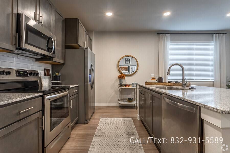 Apartment for rent at 10829 Hammerly Blvd #ABC1, Houston, TX 77043