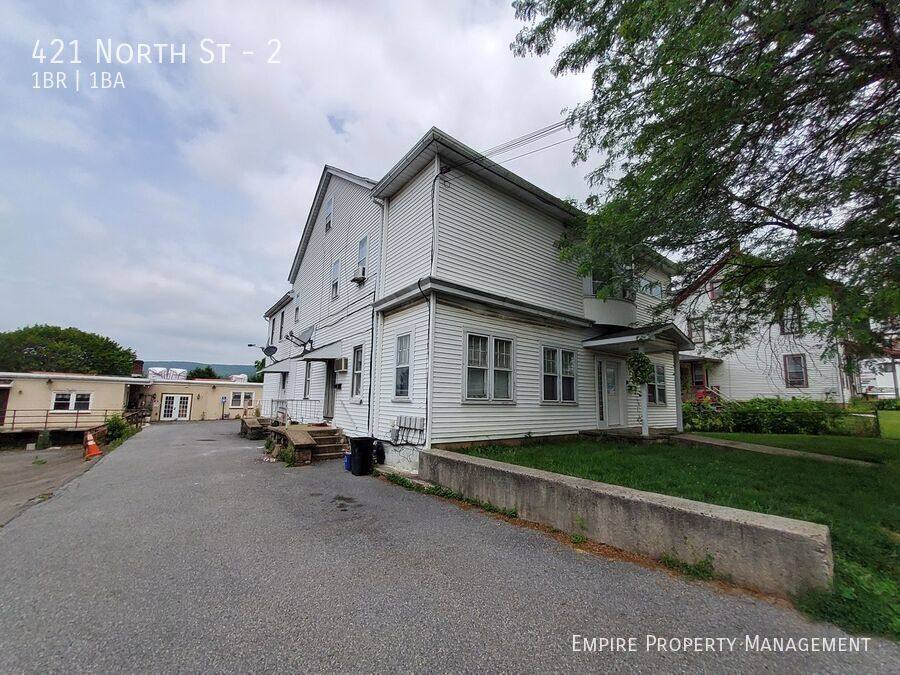Apartment for rent at 421 N St #2, Jim Thorpe, PA 18229