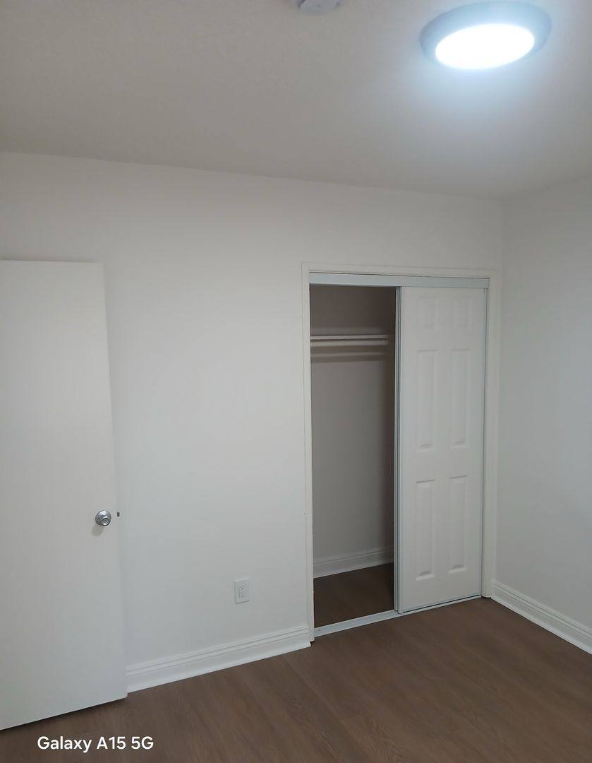 Apartment for rent at 10611 Avalon Blvd, Los Angeles, CA 90003