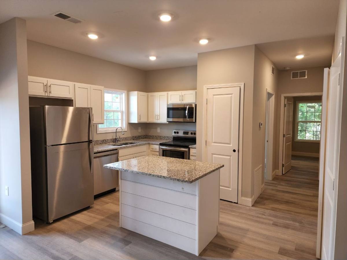 Apartment for rent at 2228 Hickory St, Bowling Green, KY 42101