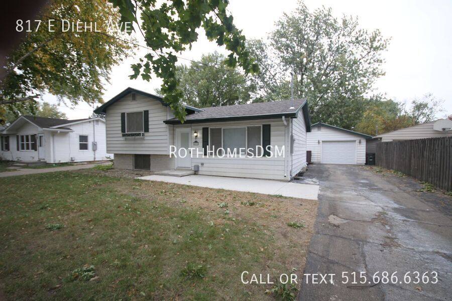 House for rent at 817 E Diehl Ave, Des Moines, IA 50315