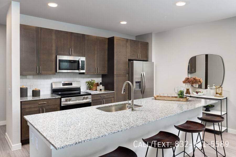 Apartment for rent at 11000 Greenhouse Rd #APD, Cypress, TX 77433