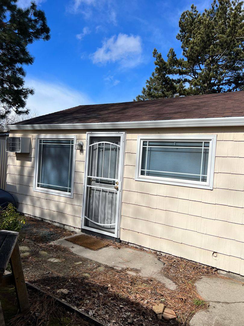 Apartment for rent at 611 Normal Ave House 601 Adu, Ashland, OR 97520