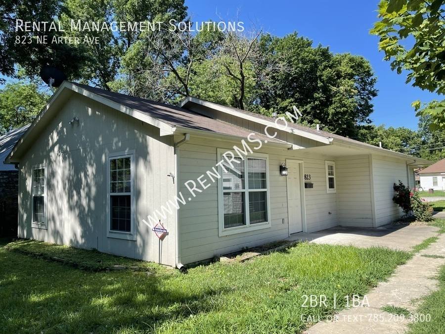 Townhouse for rent at 823 NE Arter Ave, Topeka, KS 66616