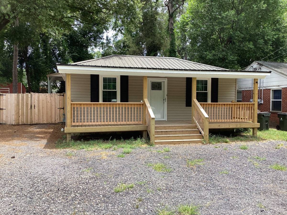 1921 Hallman St, West Columbia, SC 29169