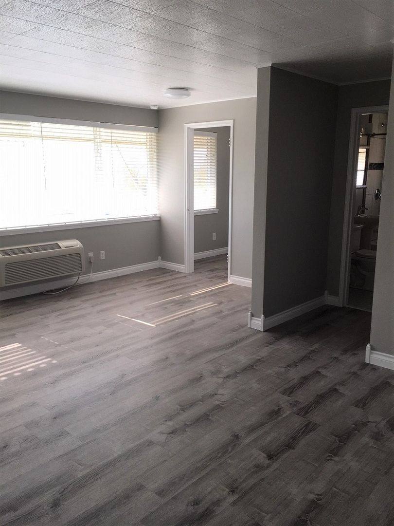 Apartment for rent at 220 W Grandview Ave, Sunnyside, WA 98944