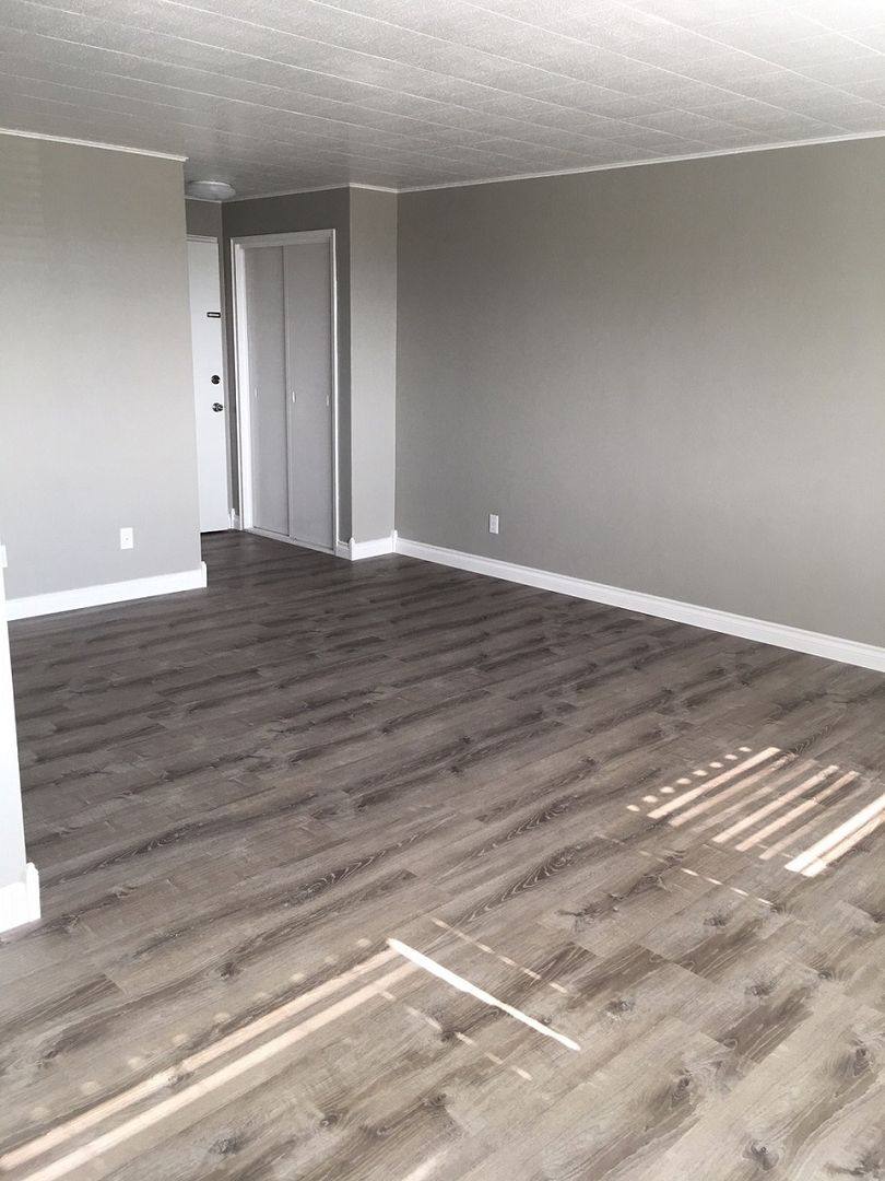Apartment for rent at 220 W Grandview Ave, Sunnyside, WA 98944