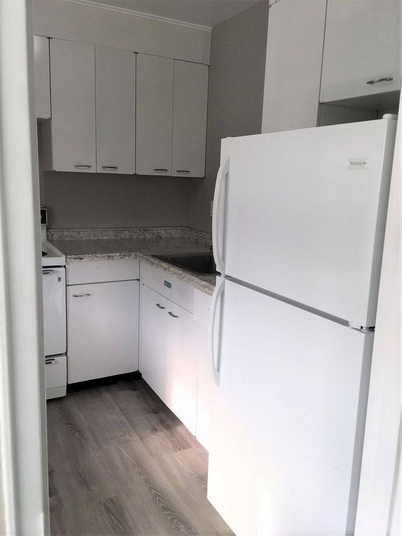 Apartment for rent at 220 W Grandview Ave, Sunnyside, WA 98944