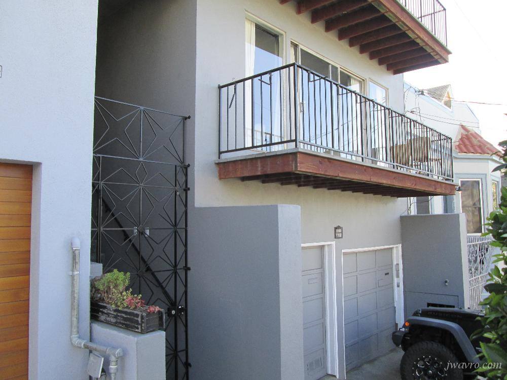 1103 De Haro St, San Francisco, CA 94107