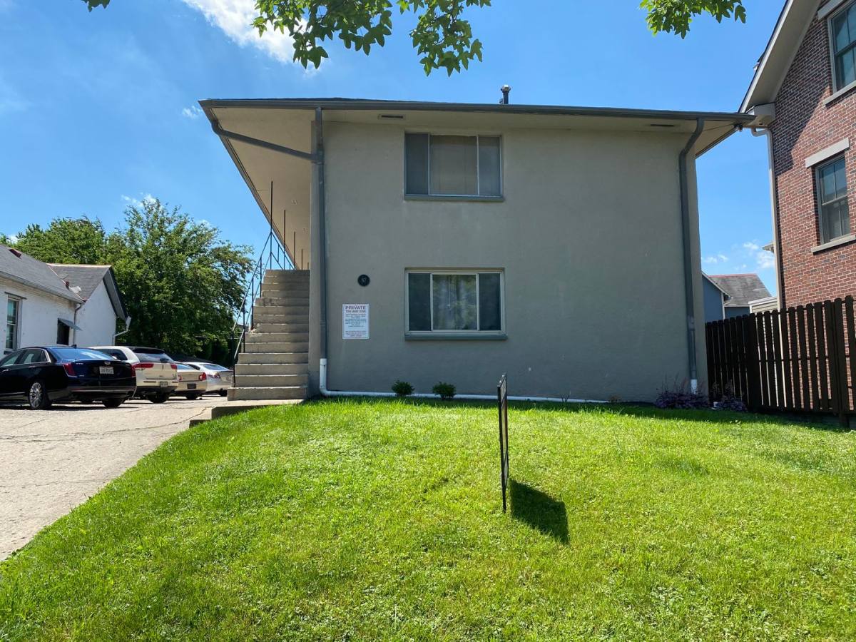 Apartment for rent at 87 E 4th Ave, Columbus, OH 43201