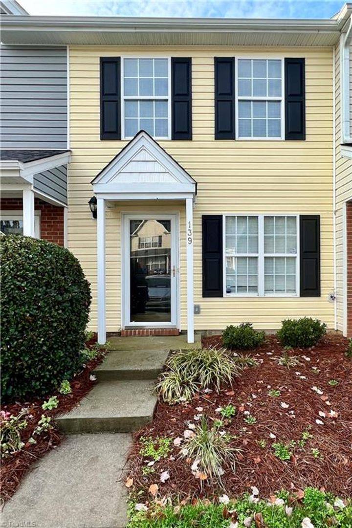 Townhouse for rent at 139 Bridford Downs Dr, Greensboro, NC 27407