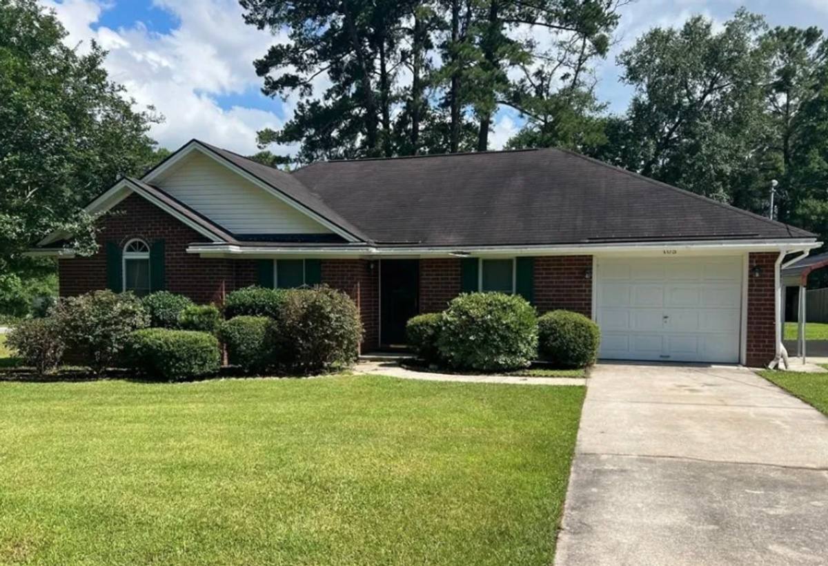 House for rent at 105 E 9th St, Rincon, GA 31326