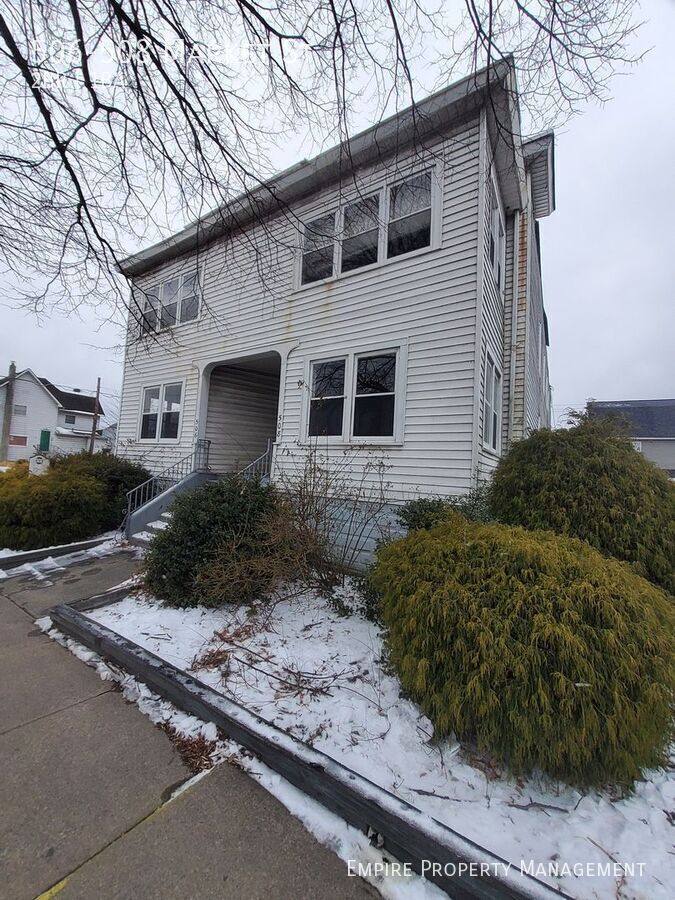 Apartment for rent at 506-508 Market St, Kingston, PA 18704