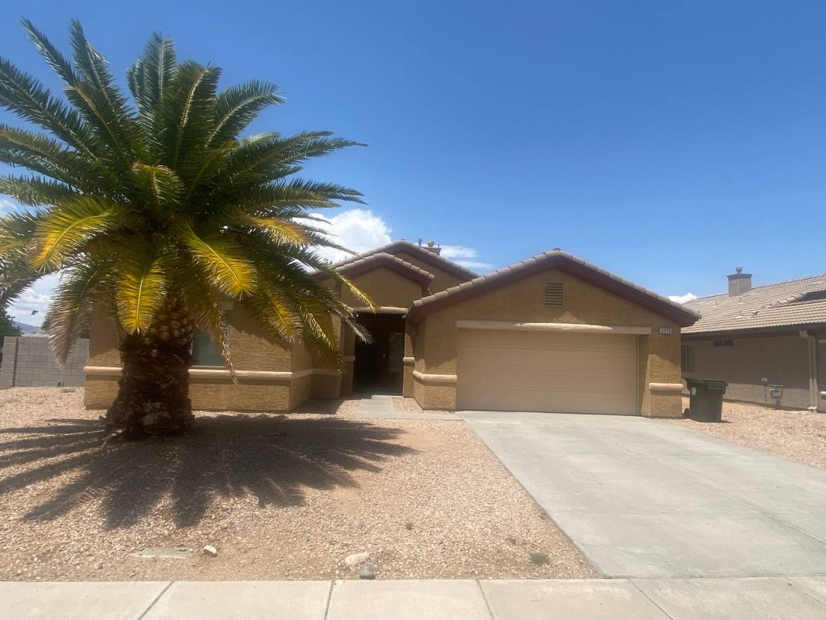 3775 Heather Ave, Kingman, AZ 86401