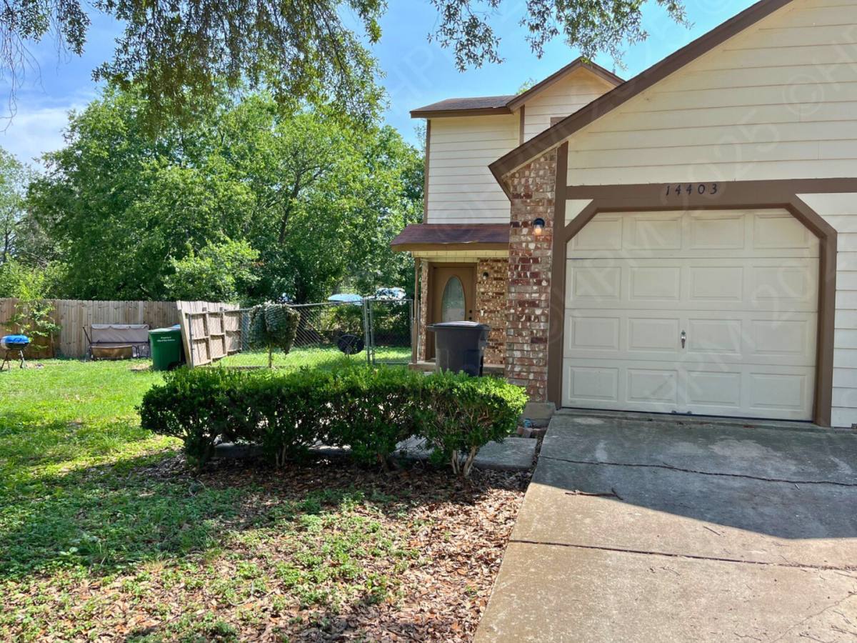Townhouse for rent at 14403 Woods Hole, San Antonio, TX 78233