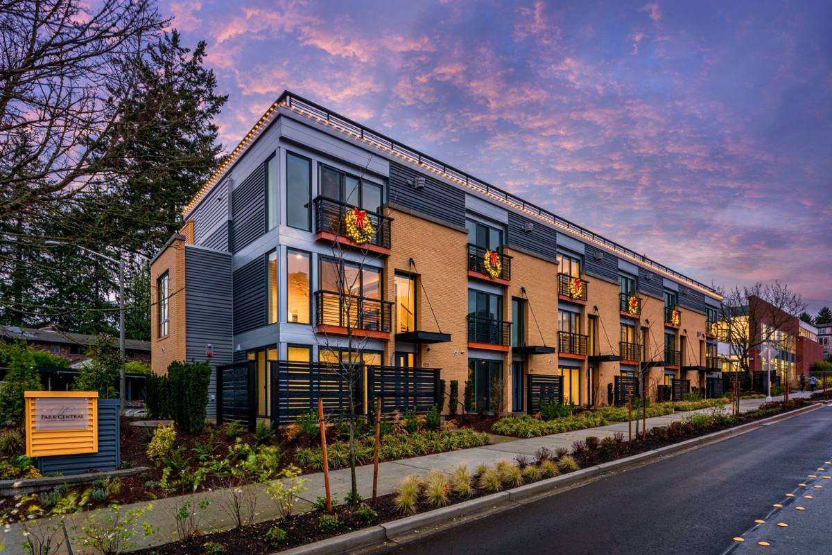 Townhouse for rent at 175 100th Ave NE, Bellevue, WA 98004