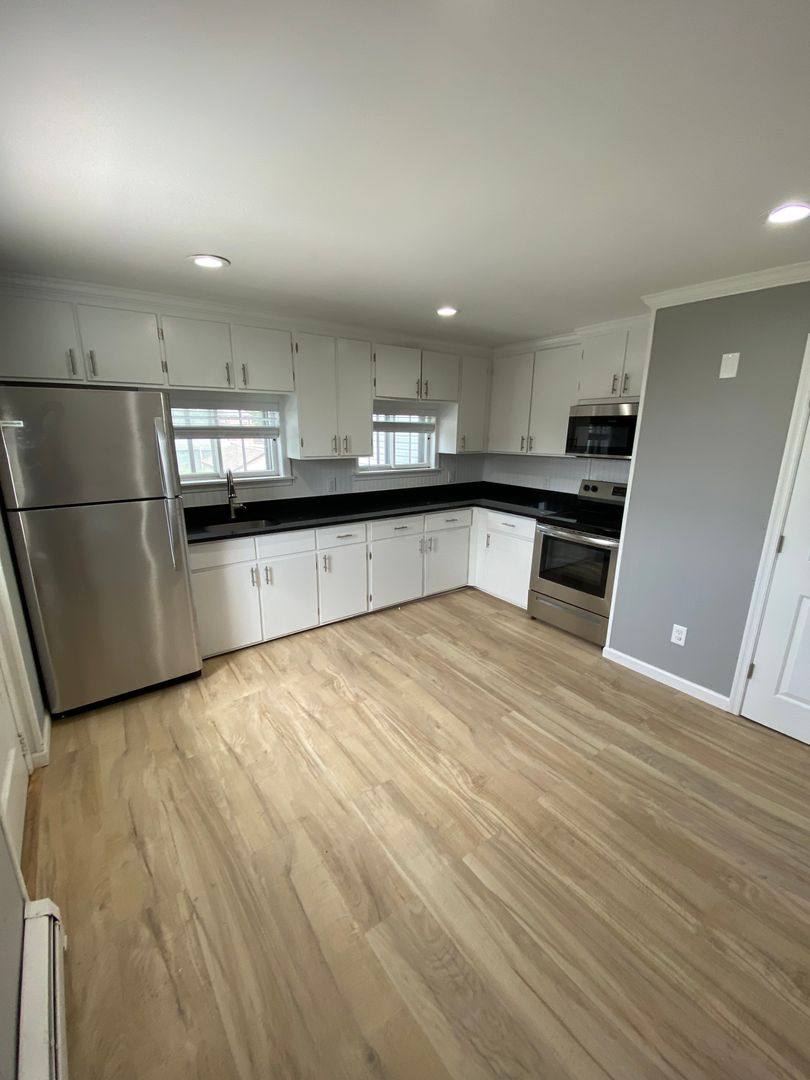 House for rent at 307 Delong Ave, Emmaus, PA 18049