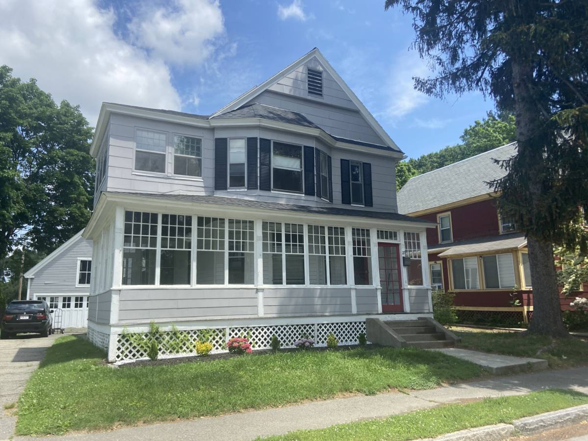 Apartment for rent at 27 Shaffner St, Worcester, MA 01605