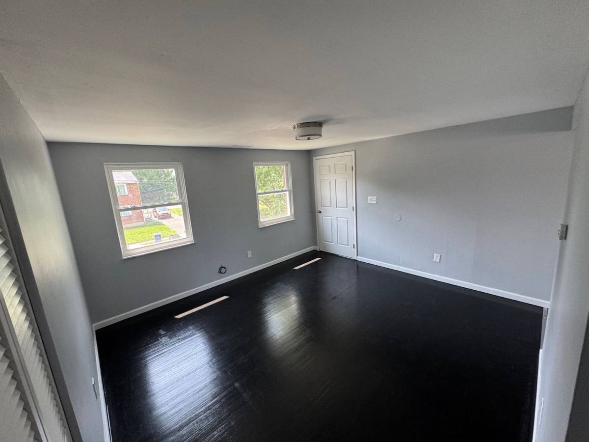 Apartment for rent at 1638-1640 Smith Rd, Columbus, OH 43207