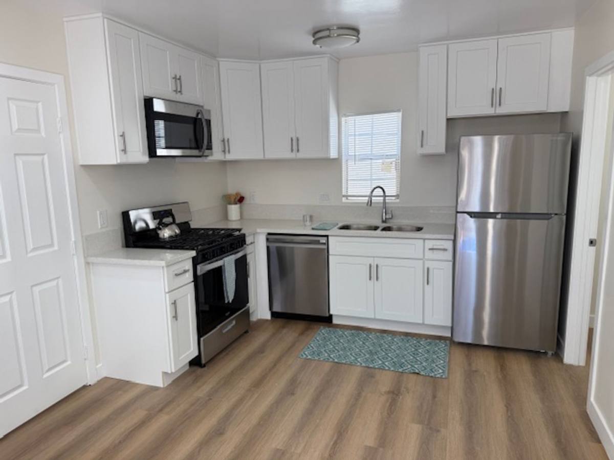 Apartment for rent at 1415 S Marengo Ave, Alhambra, CA 91803