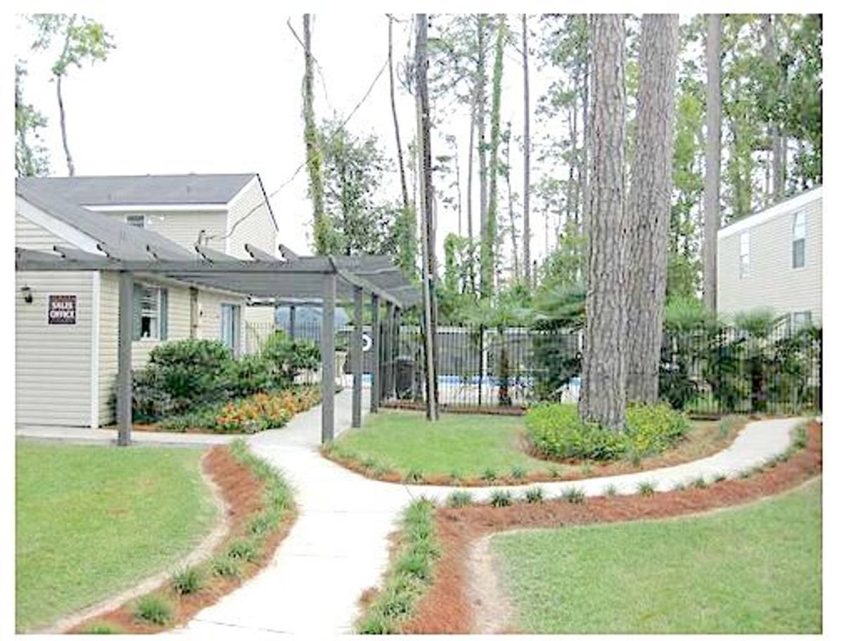 Apartment for rent at 4000 W Florida St, Mandeville, LA 70448