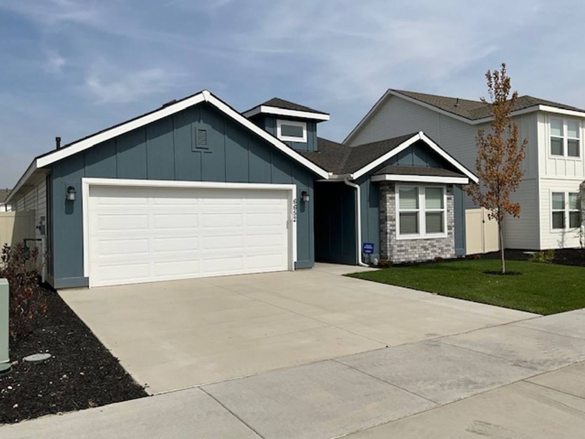 House for rent at 6652 W Pilot Court, Meridian, ID 83646