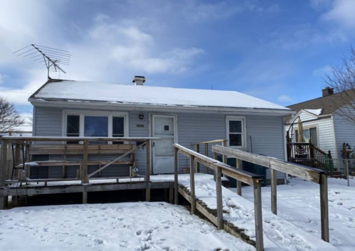 House for rent at 2407 S Mulberry St, Muncie, IN 47302