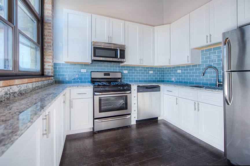 Apartment for rent at 3851 N Lincoln #2, Chicago, IL 60613