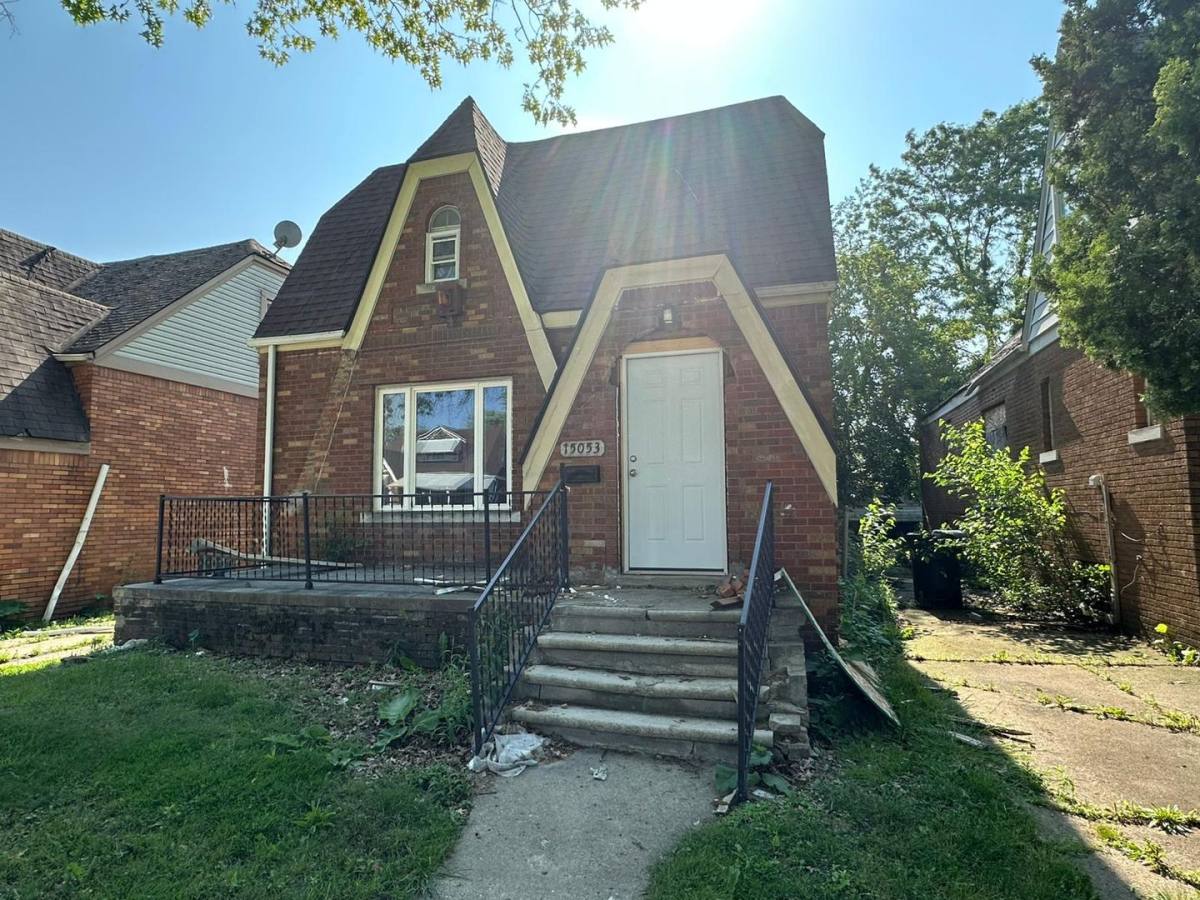 House for rent at 15053 Ardmore, Detroit, MI 48227