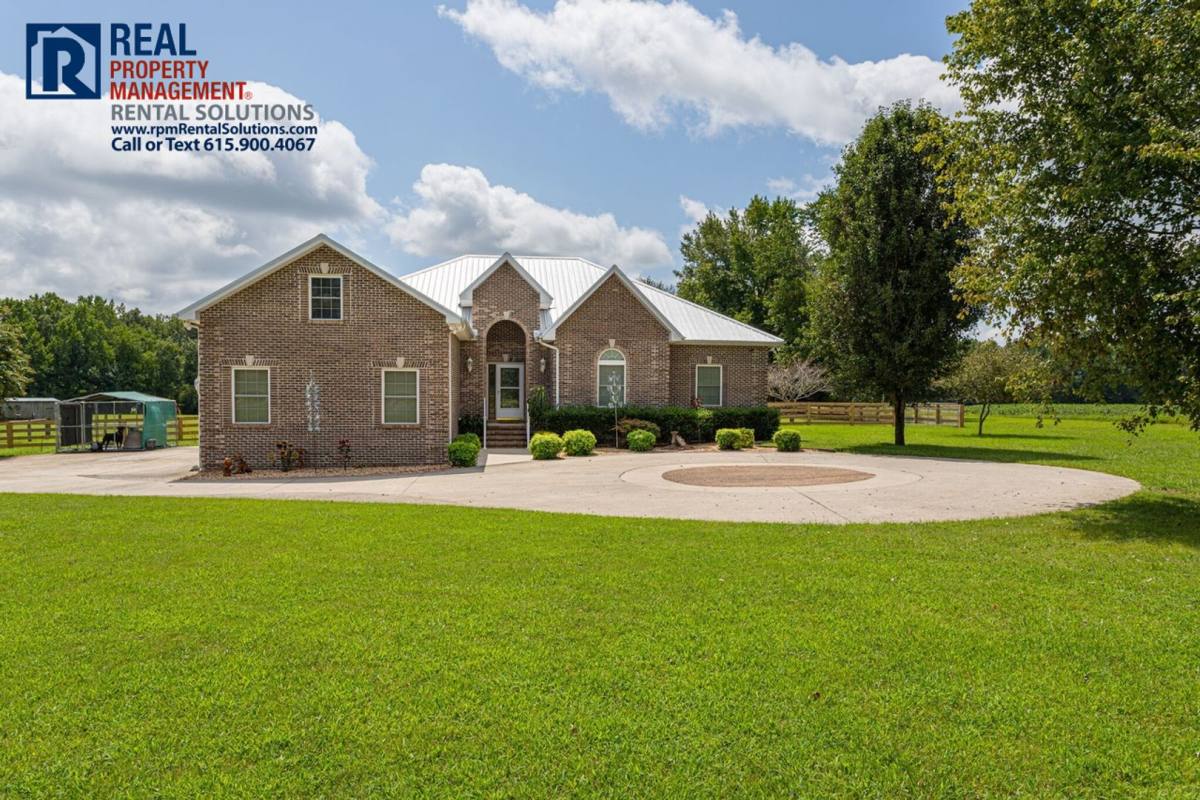 House for rent at 481 Matts Hollow Rd, Manchester, TN 37355