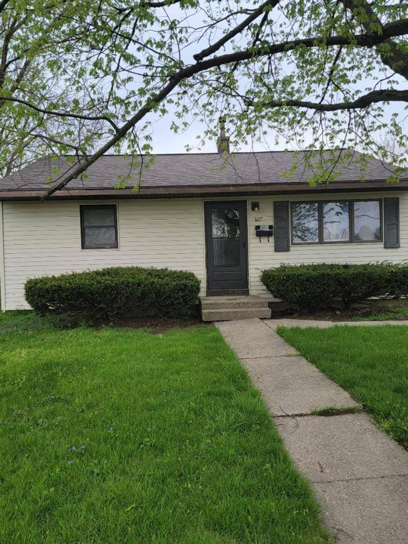 House for rent at 607 Flintridge Dr, Fairborn, OH 45324