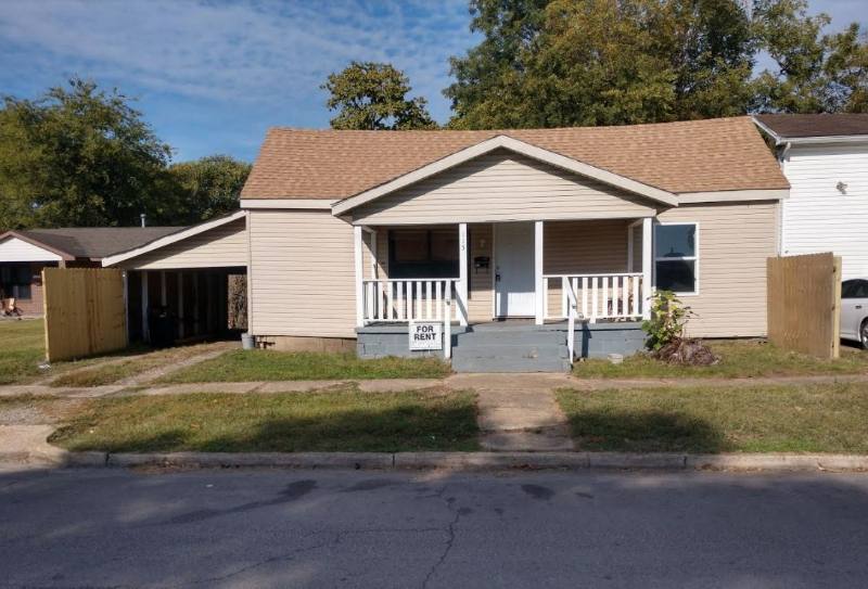 House for rent at 115 S C St, Poplar Bluff, MO 63901