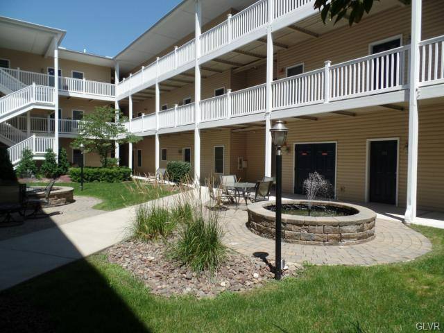 Condo for rent at 252 N Walnut St #205, Bath, PA 18014