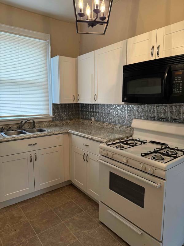 Apartment for rent at 412 N Church #2, Fayette, MO 65248