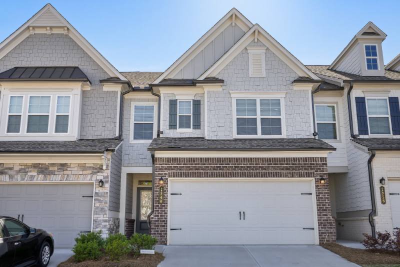 Townhouse for rent at 2946 Stockholm Way, Suwanee, GA 30024