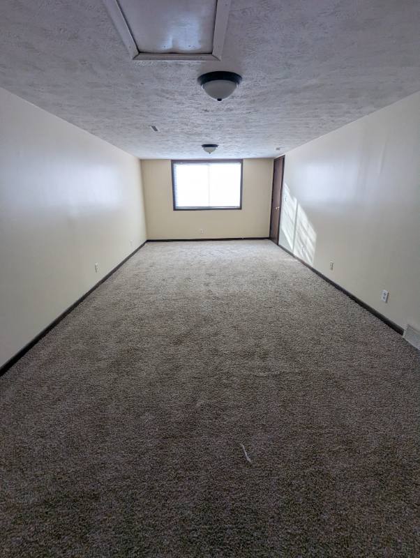 House for rent at 3020 Titus Ave, Omaha, NE 68112