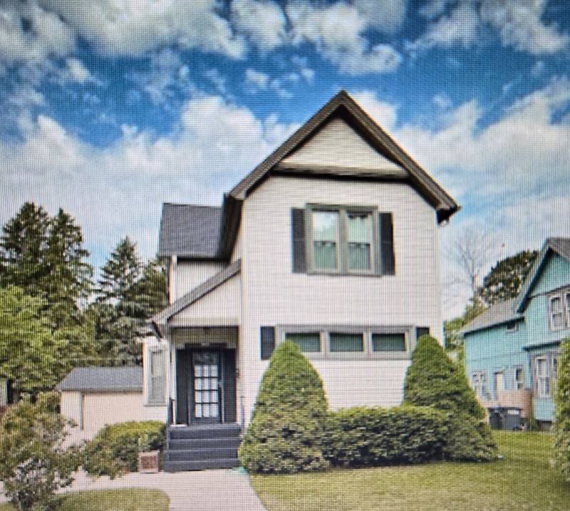 House for rent at 1724 N 7th St, Sheboygan, WI 53081