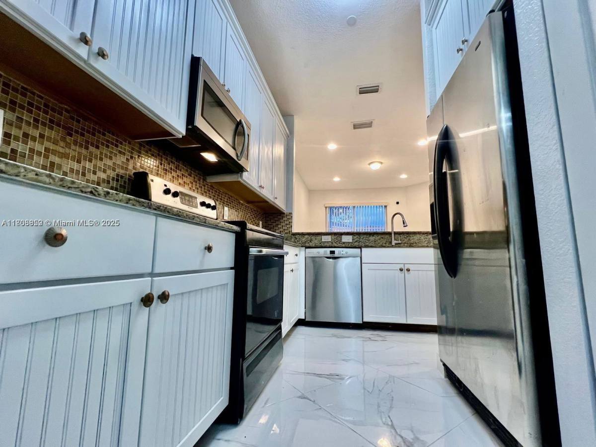 Townhouse for rent at 8962 SW 18th St, Hollywood, FL 33025