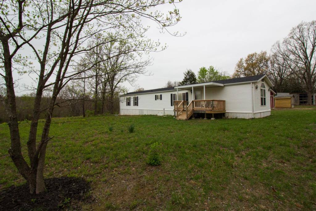 House for rent at 25701 Recoil Dr, Waynesville, MO 65583