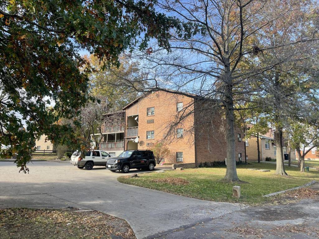 Apartment for rent at 51 Hazel St, Cape Girardeau, MO 63701