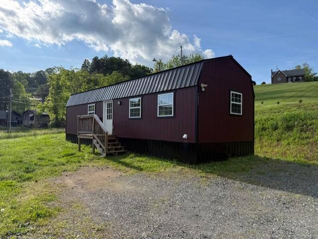 House for rent at 1037 Upper Brush Creek Rd, Marshall, NC 28753