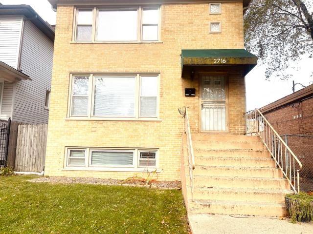 Apartment for rent at 2716 E 76th St #G, Chicago, IL 60649