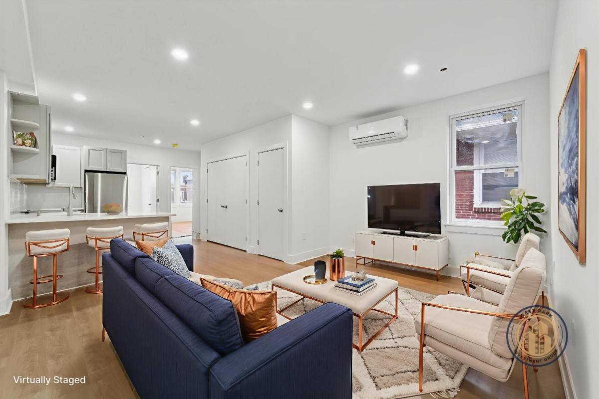 Apartment for rent at 812 W Roosevelt Blvd #4, Philadelphia, PA 19140