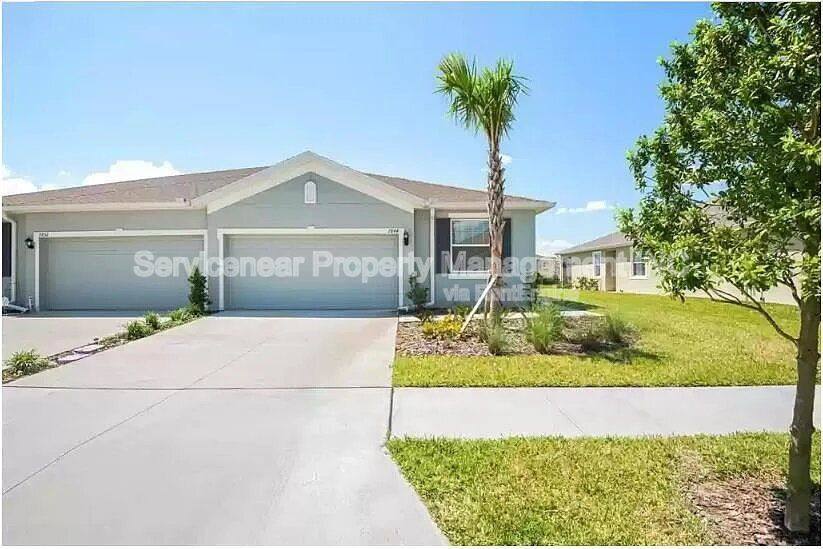 House for rent at 7844 Stonebrook Circle, Wesley Chapel, FL 33545