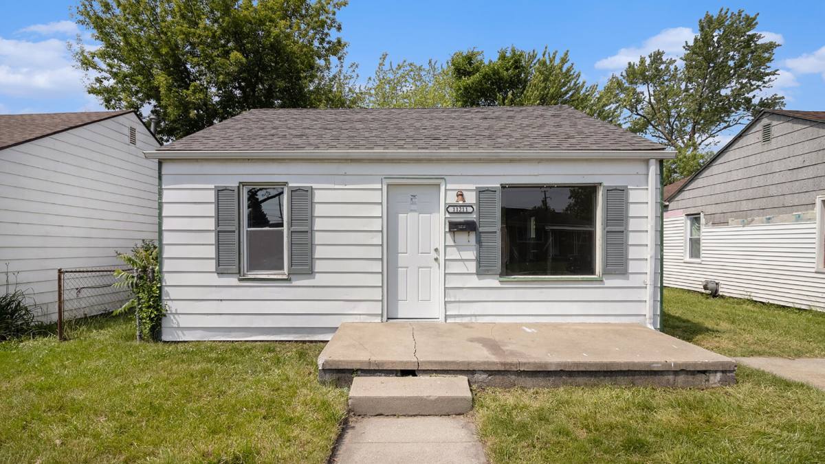 House for rent at 11211 Chalmers Ave, Warren, MI 48089