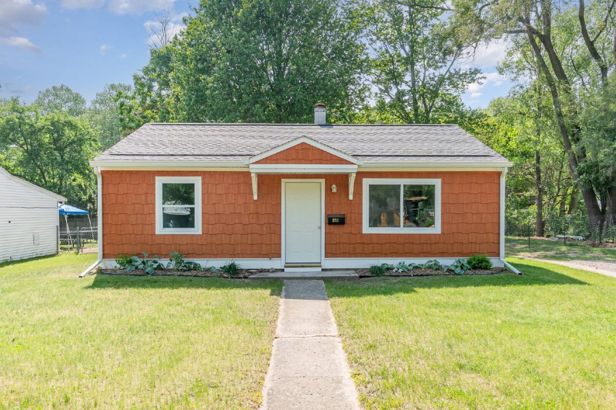 House for rent at 3711 Swede Ave, Midland, MI 48642