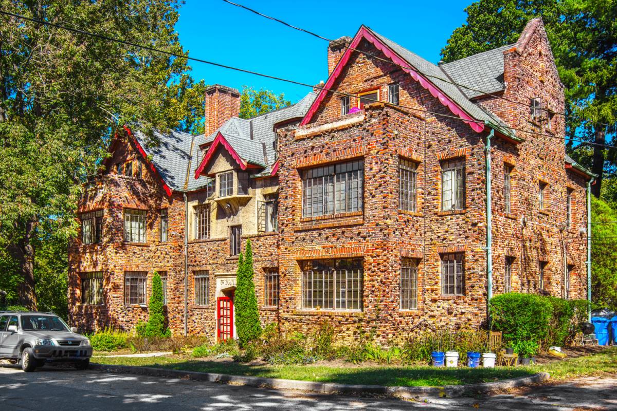 Apartment for rent at 333 Cumberland Ave #2, Asheville, NC 28801
