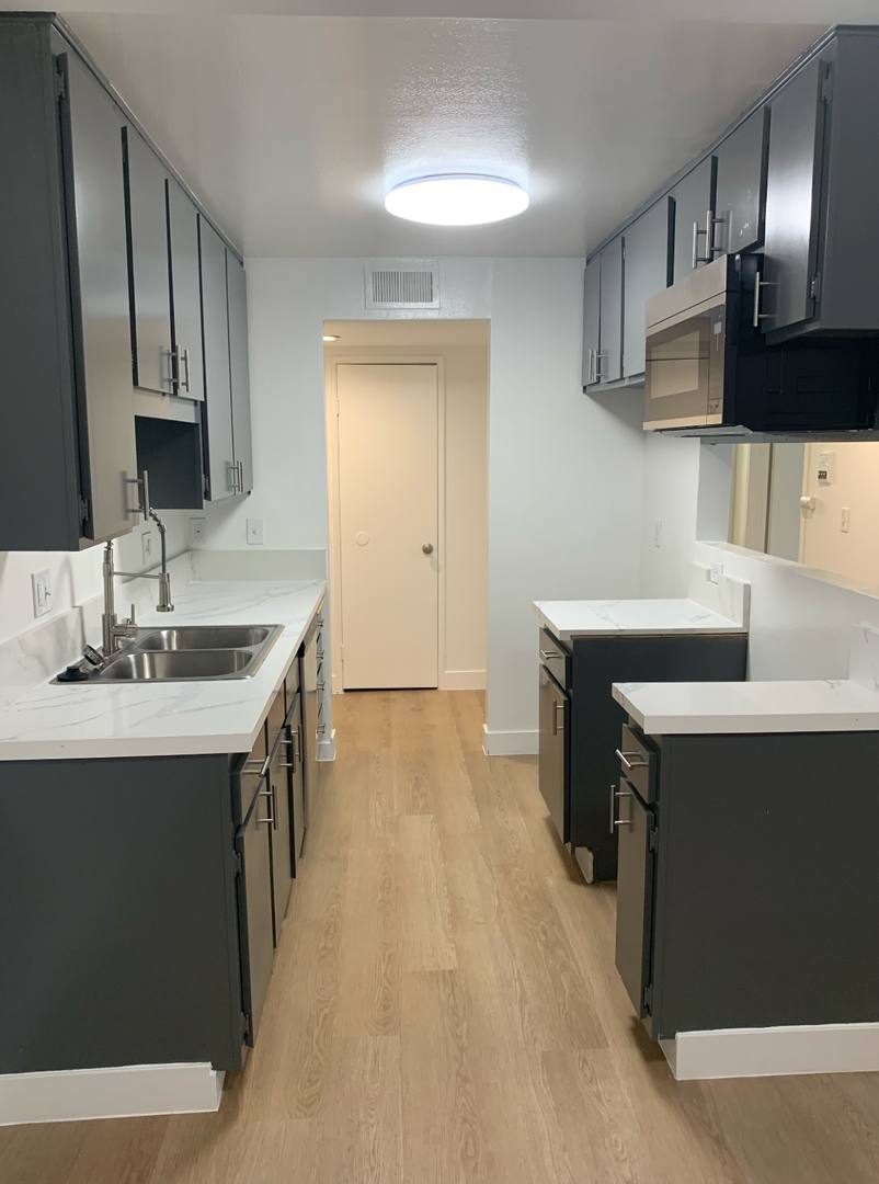 Condo for rent at 4484 Murietta Ave, Sherman Oaks, CA 91423