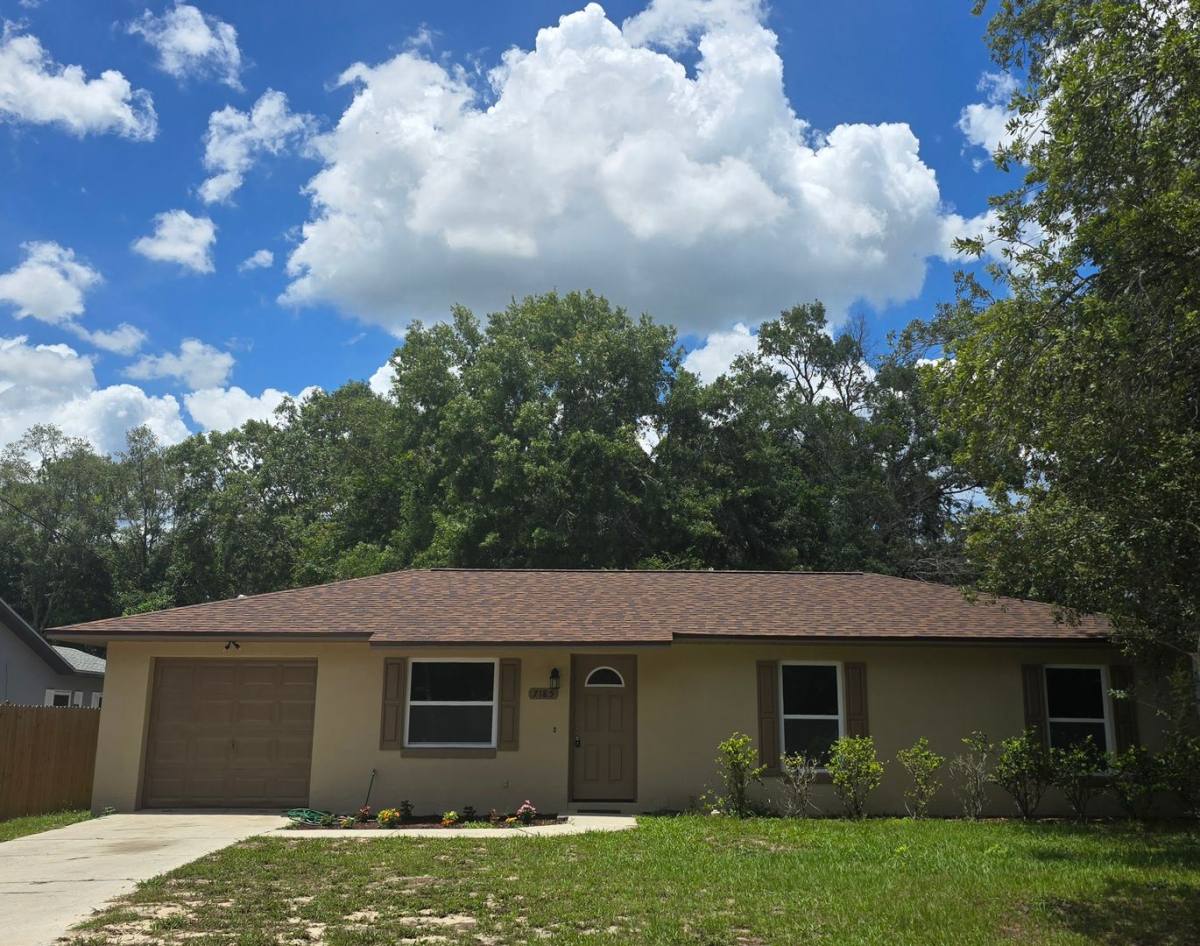 House for rent at 7185 W Village Dr, Homosassa, FL 34446