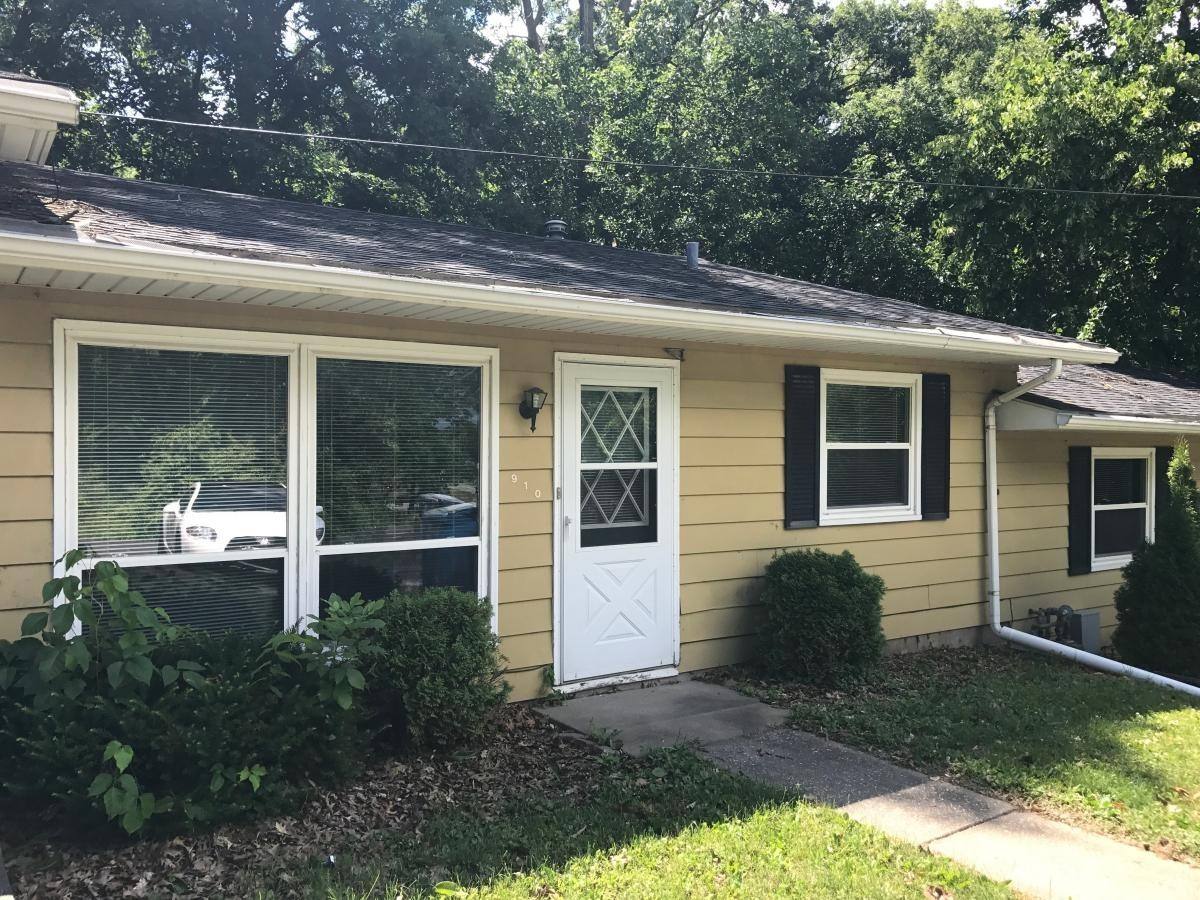 Apartment for rent at 908 Asbury Court, Milan, IL 61264